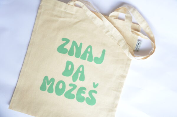 Ceger sa natpisom - "znaj da možeš"