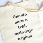 Ceger sa natpisom - "ono što mrze u tebi, nedostaje u njima"