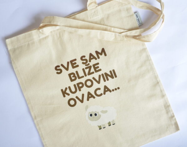 Ceger sa natpisom - "sve sam bliže kupovini ovaca"