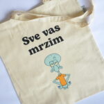 Ceger sa natpisom - "sve vas mrzim"