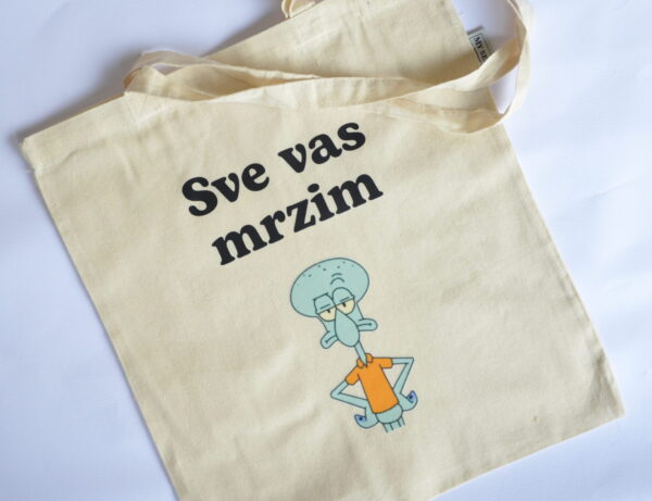 Ceger sa natpisom - "sve vas mrzim"